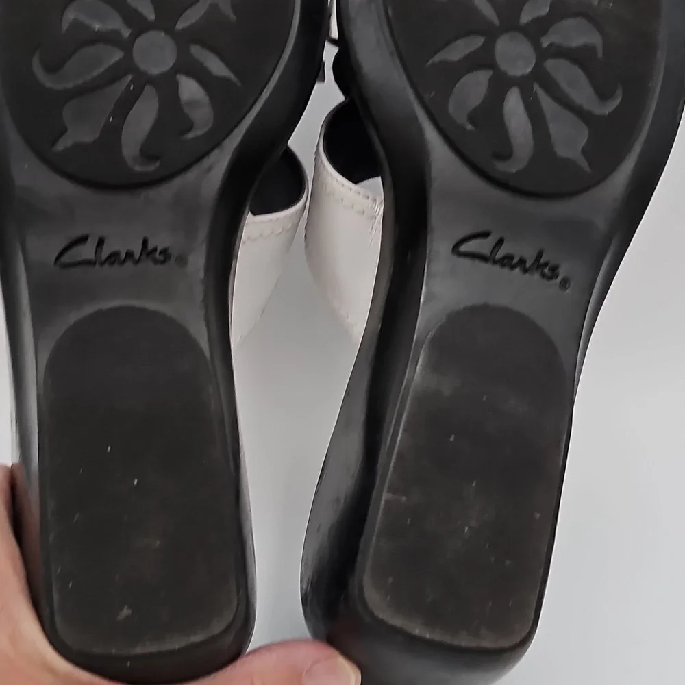 Clarks Black & White Leather Slide Wedge Sandals Size 7.5M